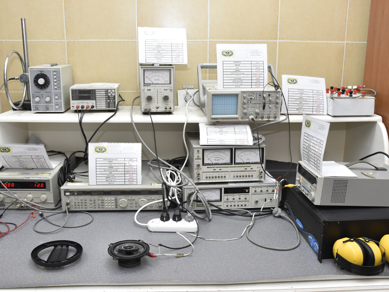 معمل الصوتيات والمرئيات 